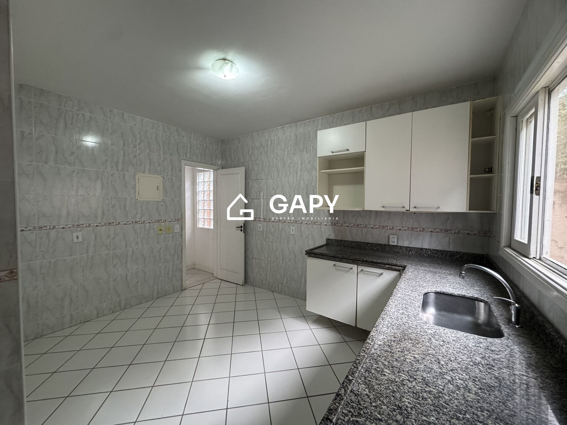 Casa à venda com 3 quartos, 150m² - Foto 24