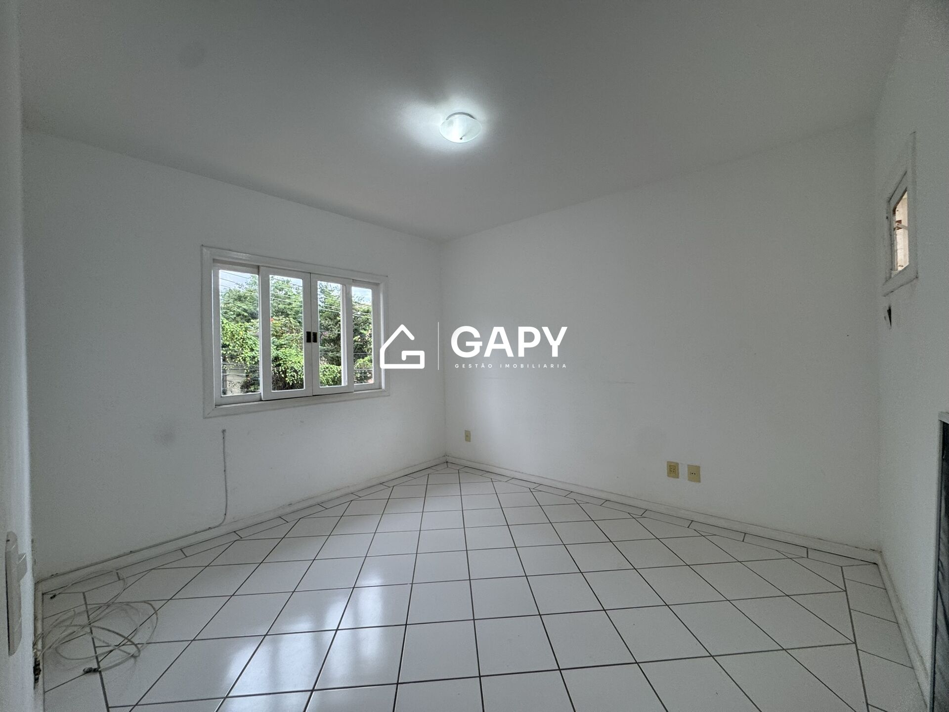 Casa à venda com 3 quartos, 150m² - Foto 19
