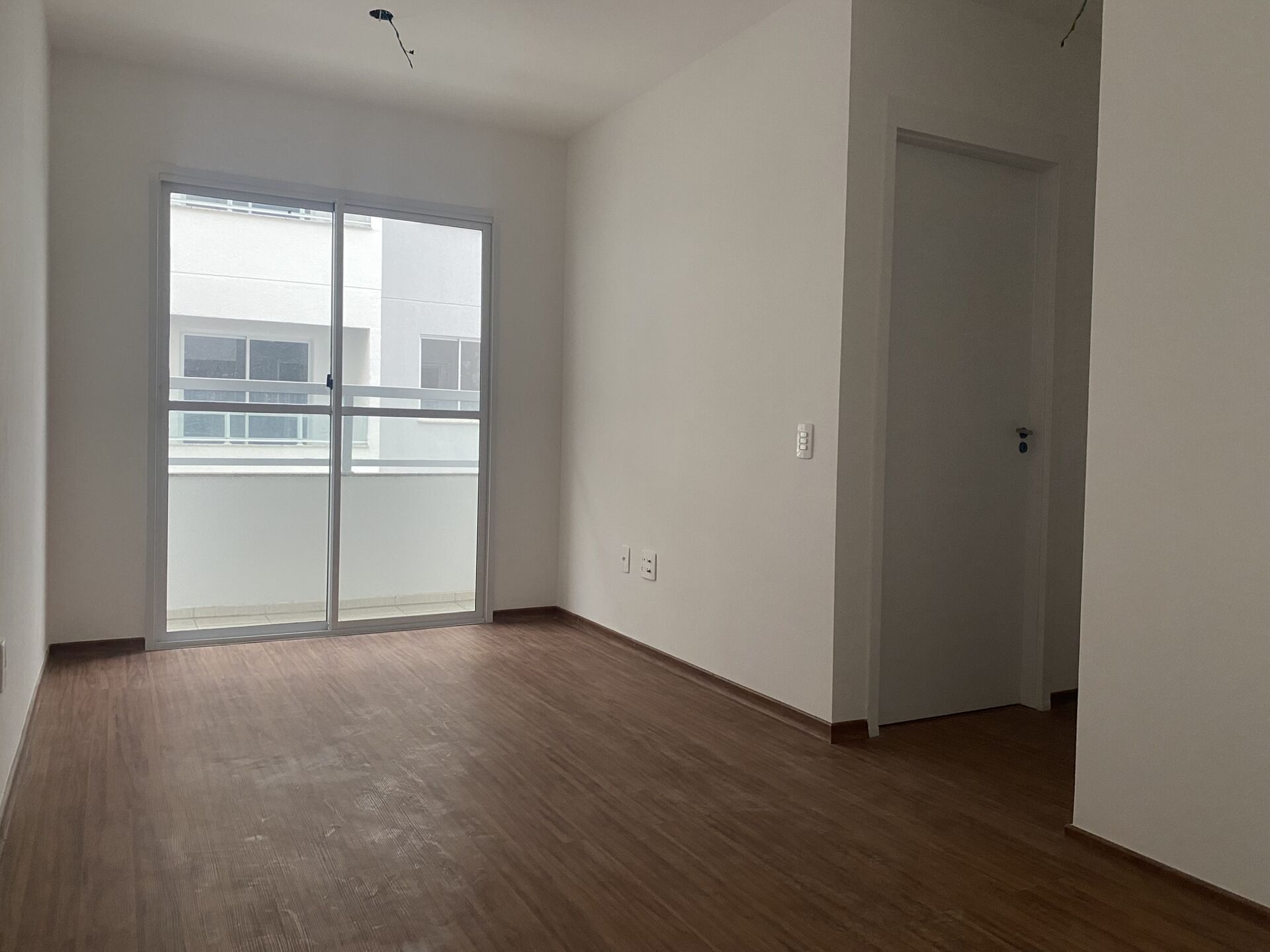 Apartamento à venda com 2 quartos, 45m² - Foto 2