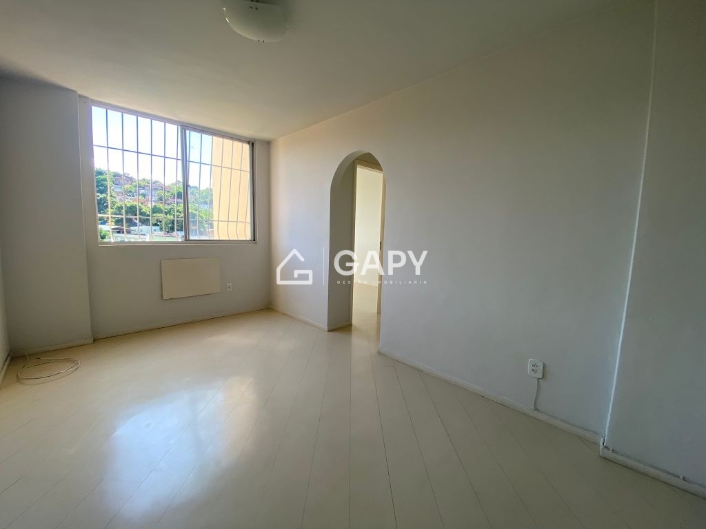 Apartamento à venda com 2 quartos, 60m² - Foto 3