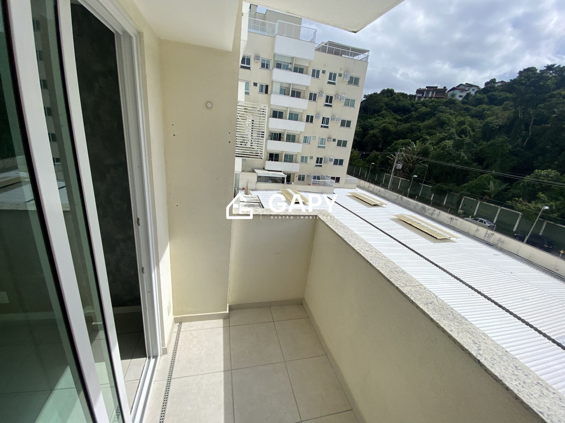 Apartamento à venda com 2 quartos, 65m² - Foto 5