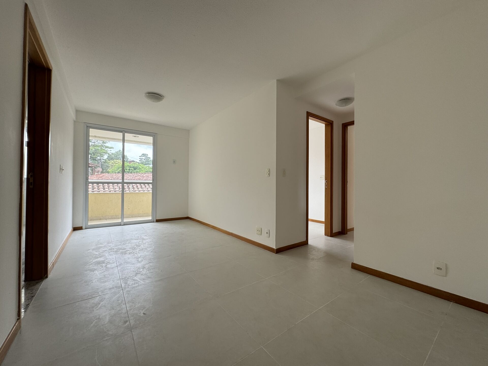 Apartamento à venda com 2 quartos, 57m² - Foto 1