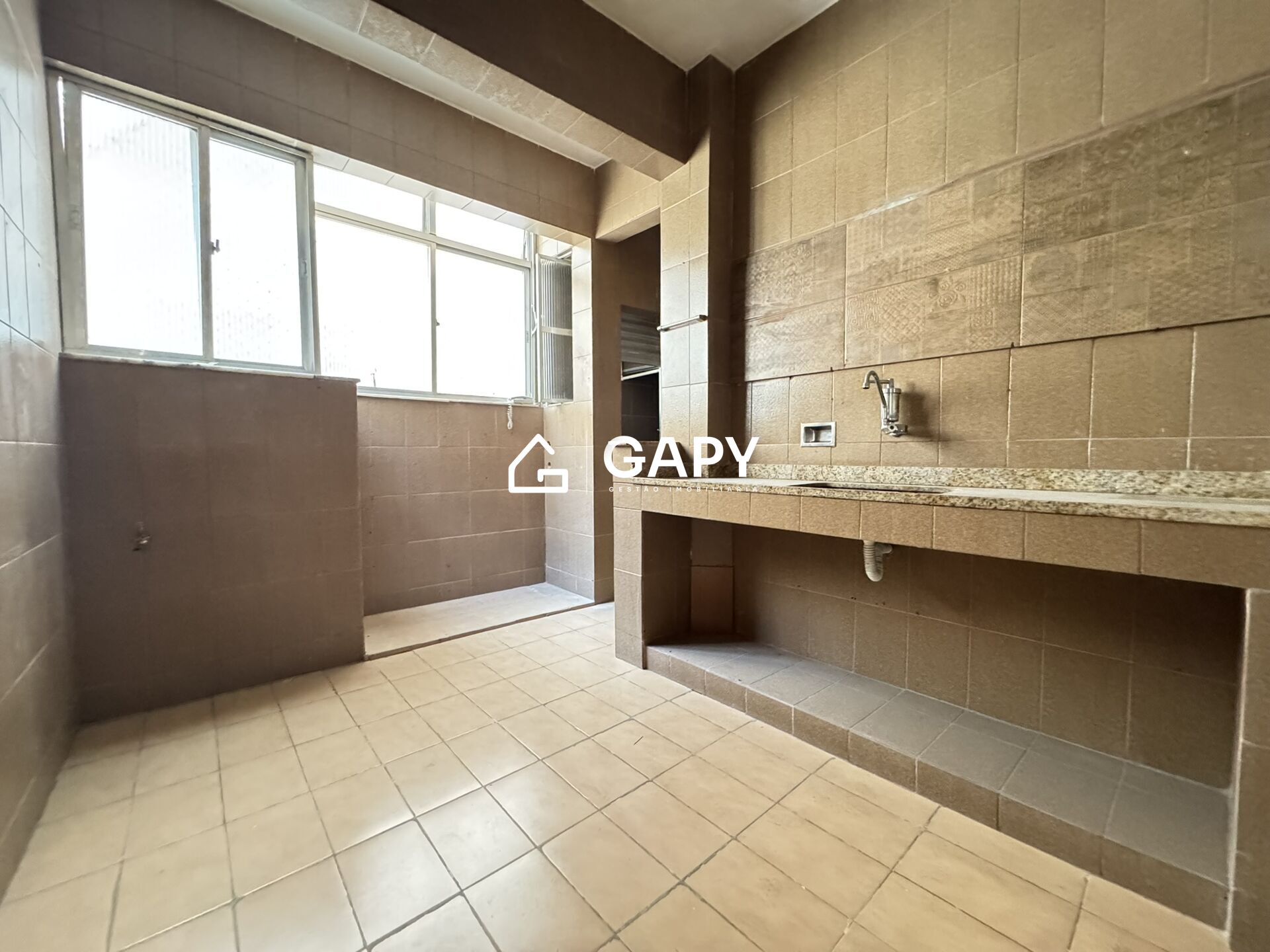 Apartamento à venda com 2 quartos, 80m² - Foto 12