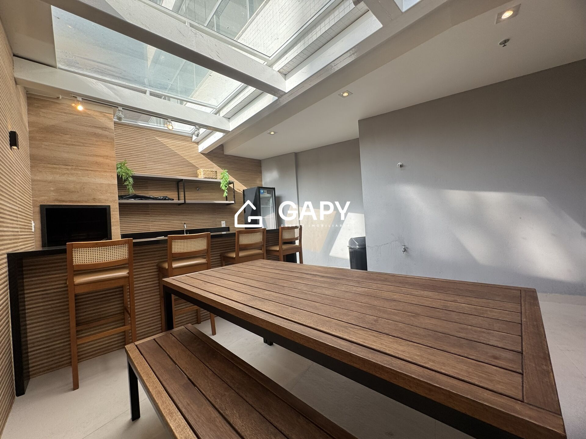 Apartamento à venda com 2 quartos, 73m² - Foto 25