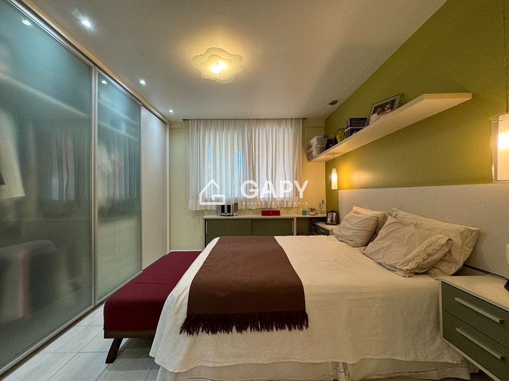 Apartamento à venda com 3 quartos, 189m² - Foto 15