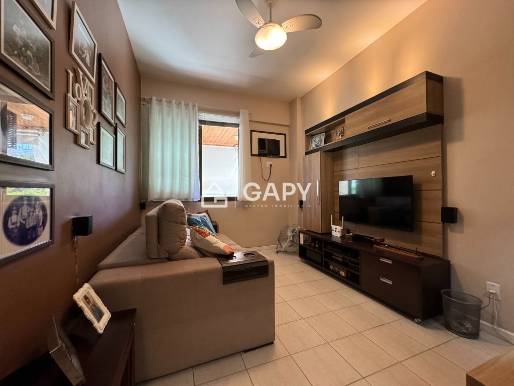 Apartamento à venda com 3 quartos, 189m² - Foto 9