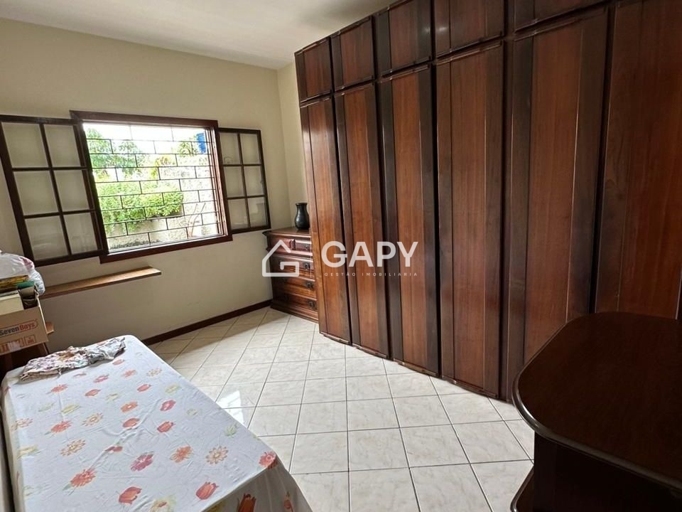 Casa à venda com 4 quartos, 192m² - Foto 9