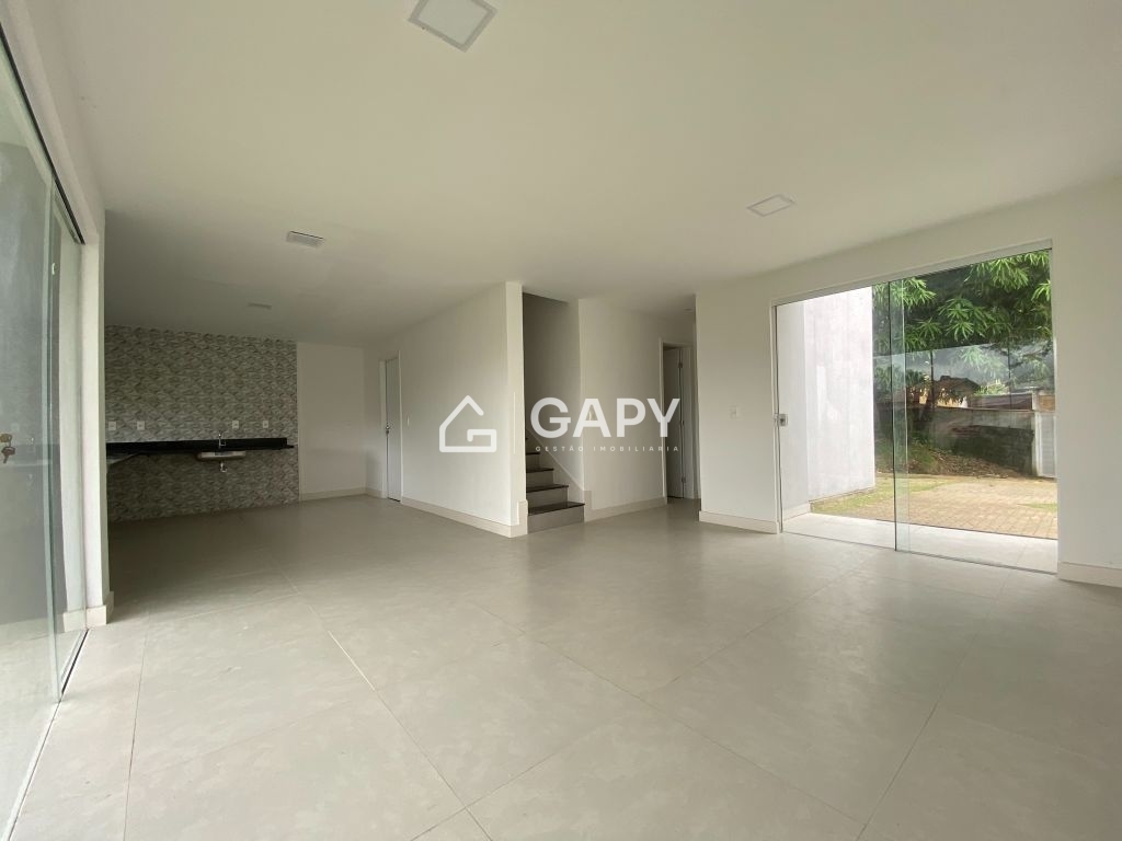 Casa à venda com 3 quartos, 122m² - Foto 6