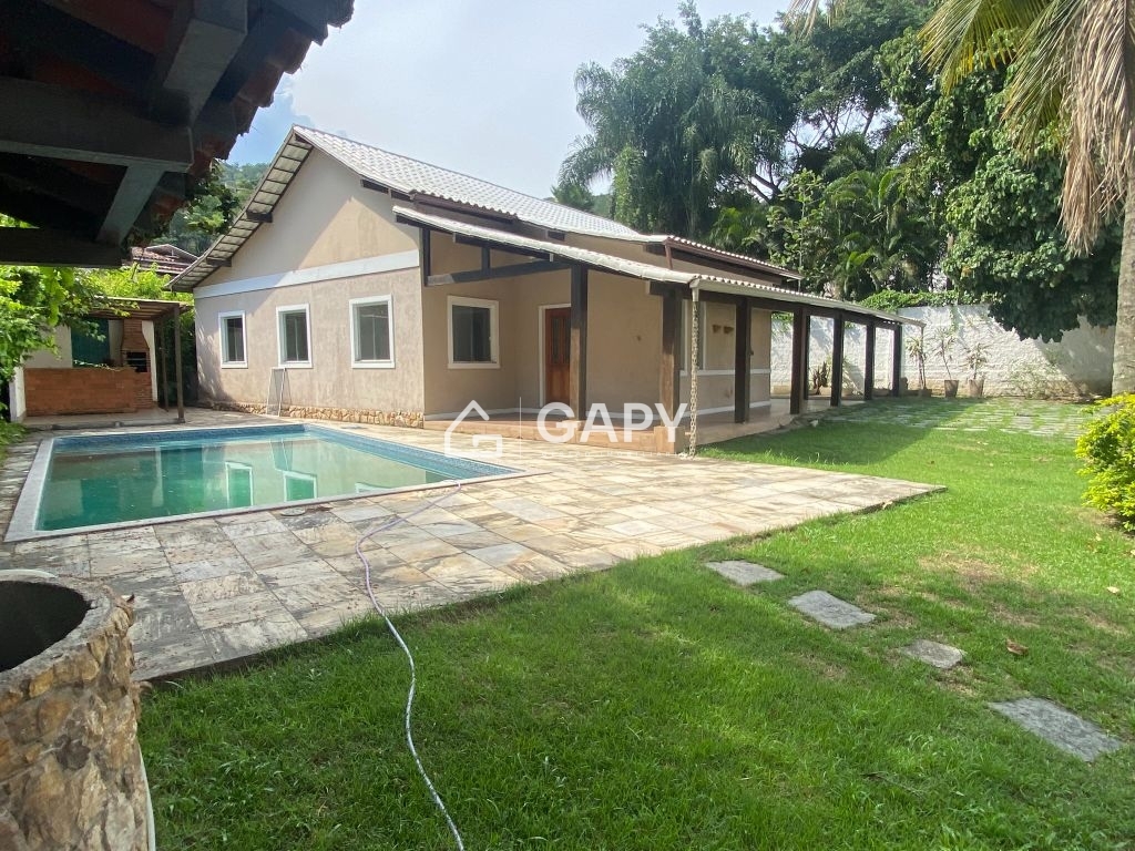 Casa de Condomínio à venda com 3 quartos, 150m² - Foto 2