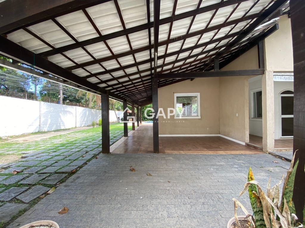 Casa de Condomínio à venda com 3 quartos, 150m² - Foto 4