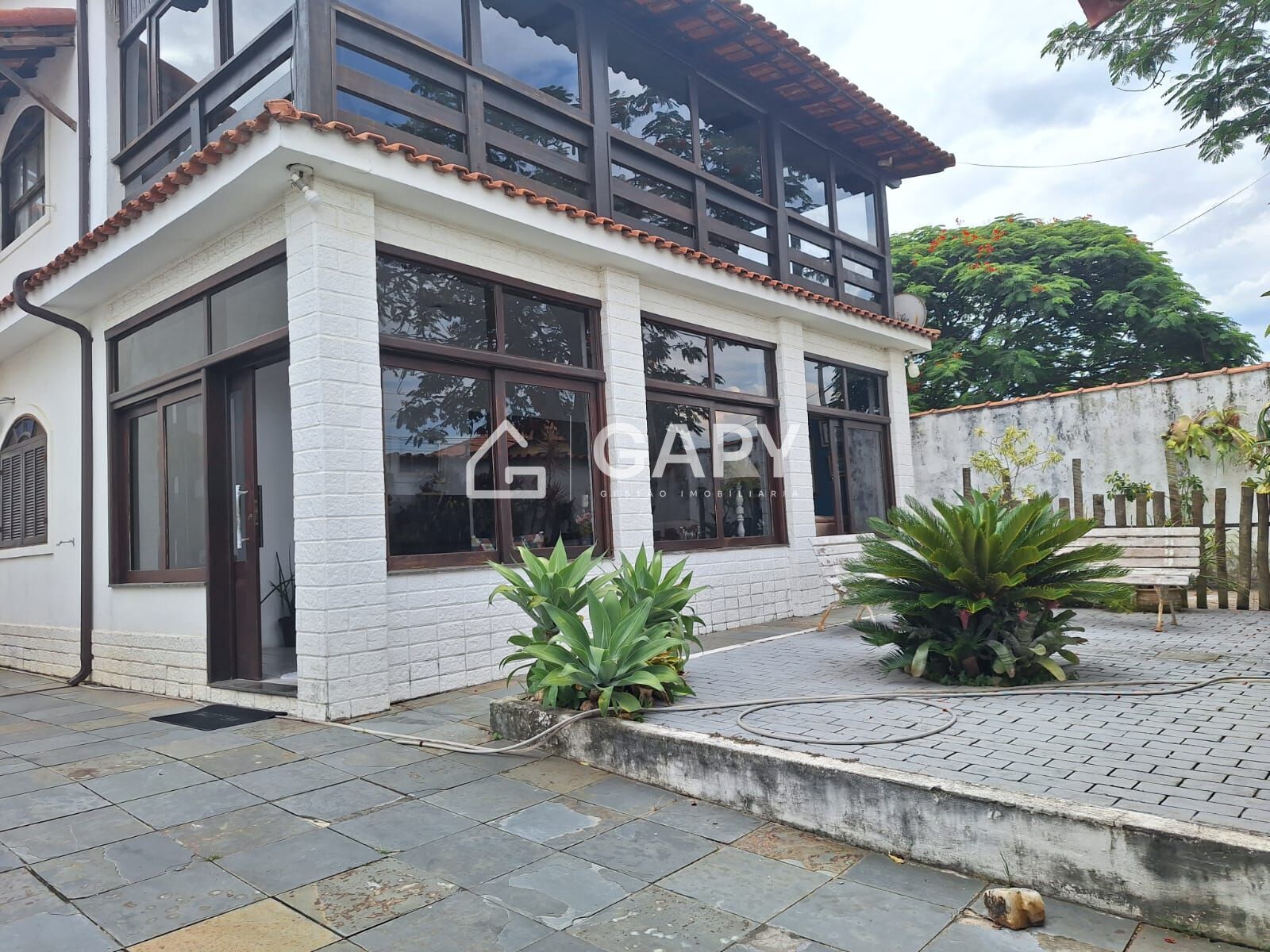 Casa, 4 quartos, 311 m² - Foto 1