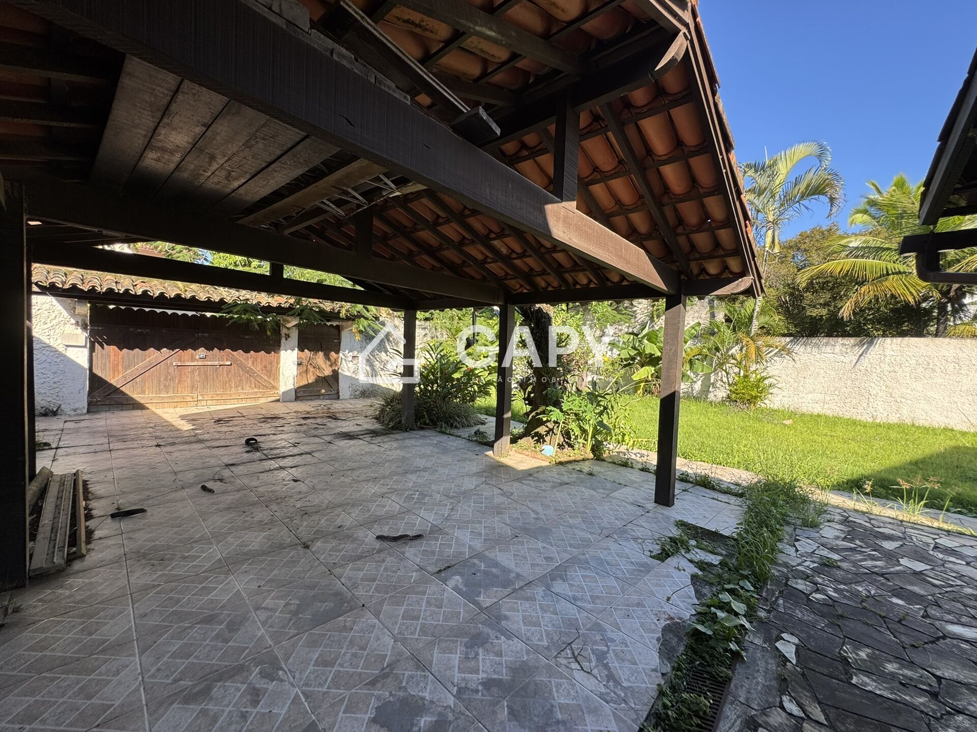 Casa, 3 quartos, 196 m² - Foto 2