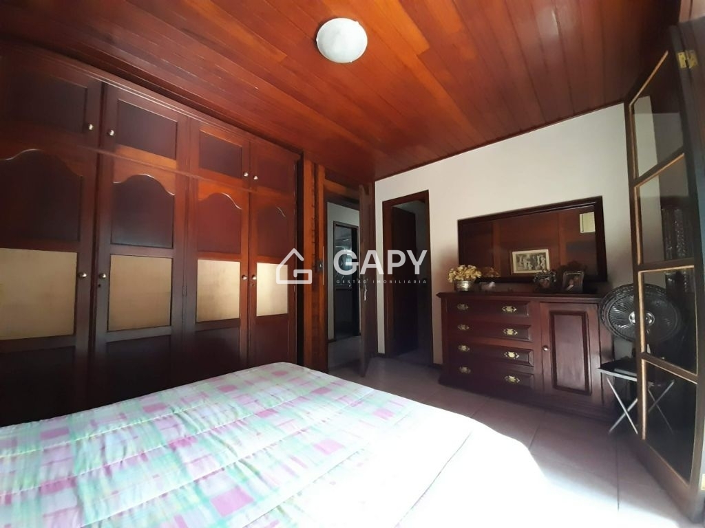 Casa de Condomínio à venda com 3 quartos, 220m² - Foto 8