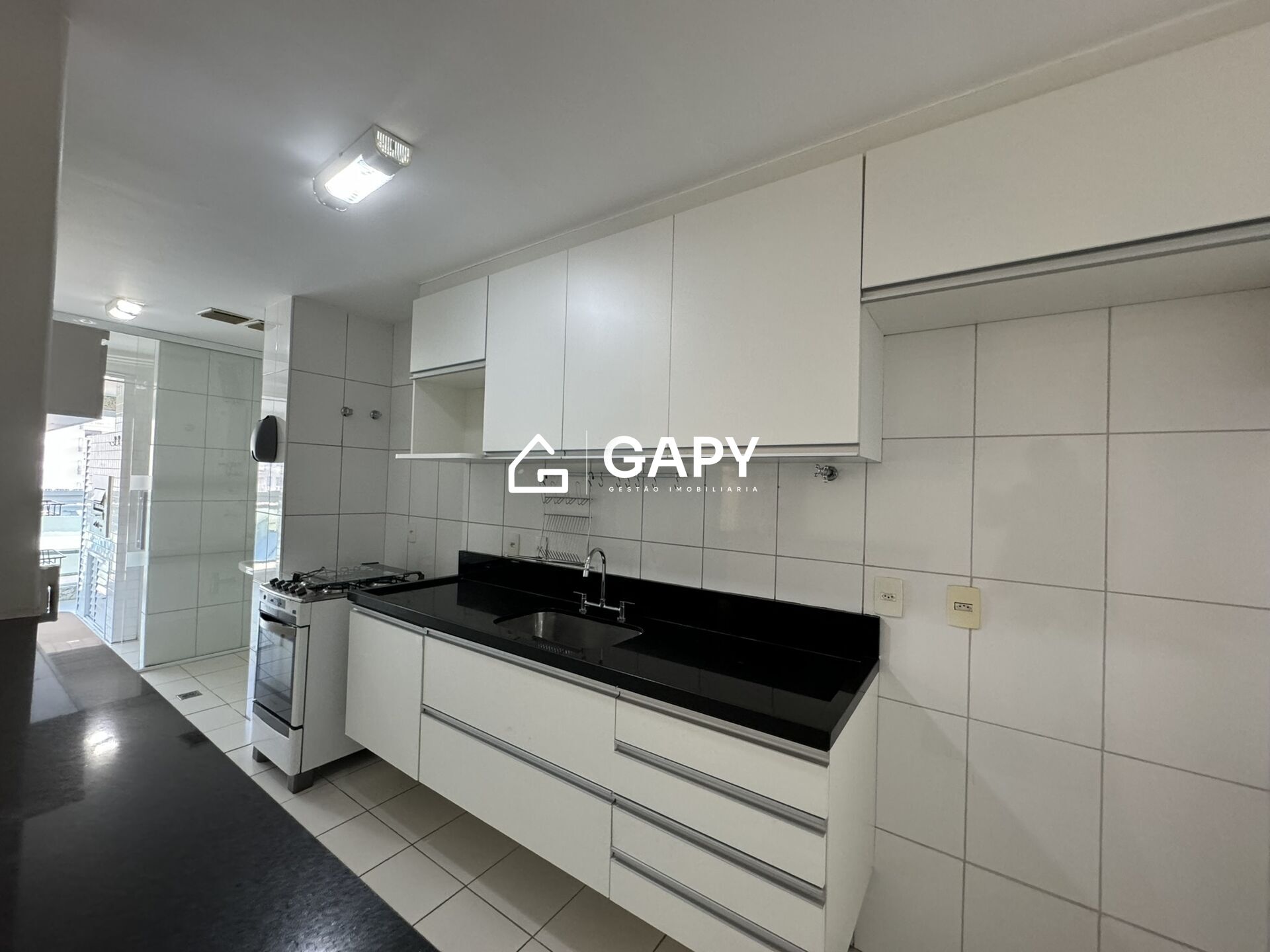 Apartamento à venda com 2 quartos, 86m² - Foto 18