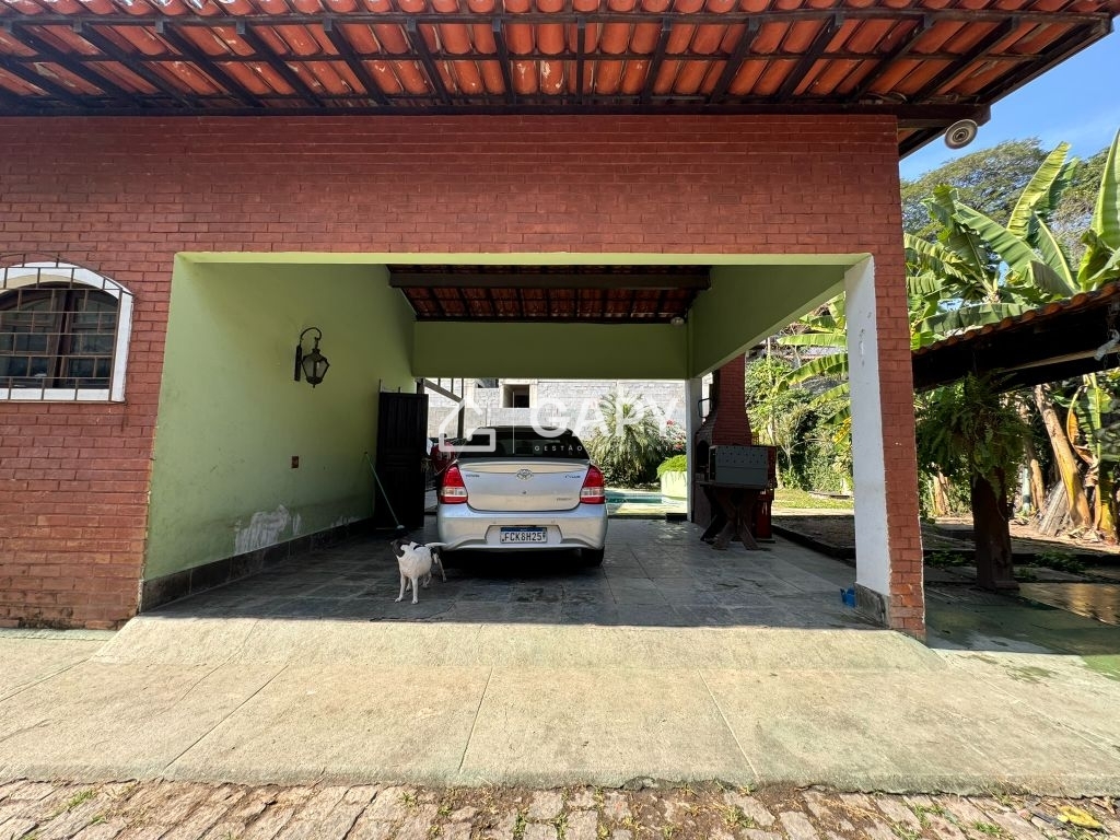 Casa à venda com 3 quartos, 240m² - Foto 6