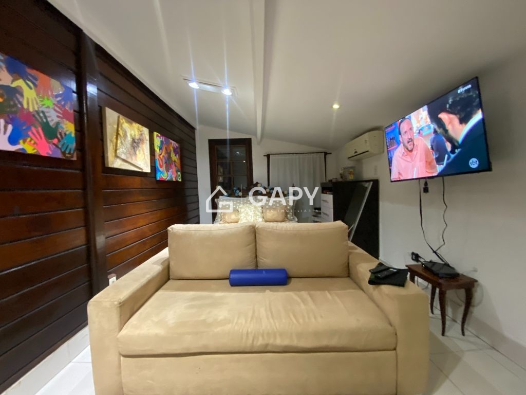 Casa de Condomínio à venda com 3 quartos, 250m² - Foto 15