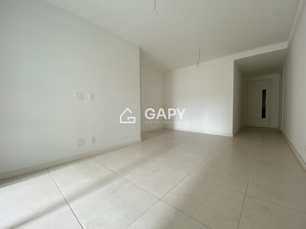 Apartamento à venda com 2 quartos, 72m² - Foto 3