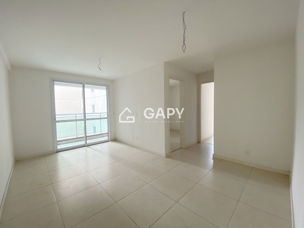 Apartamento à venda com 2 quartos, 72m² - Foto 2