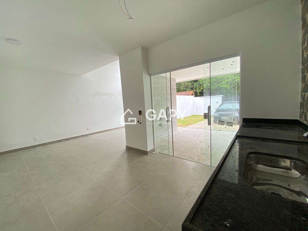 Casa à venda com 3 quartos, 112m² - Foto 9