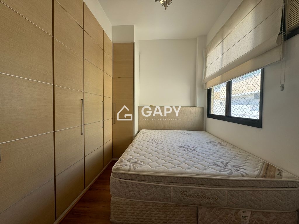 Apartamento à venda com 3 quartos, 189m² - Foto 11