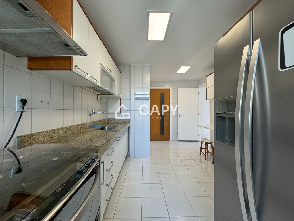 Apartamento à venda com 3 quartos, 189m² - Foto 23