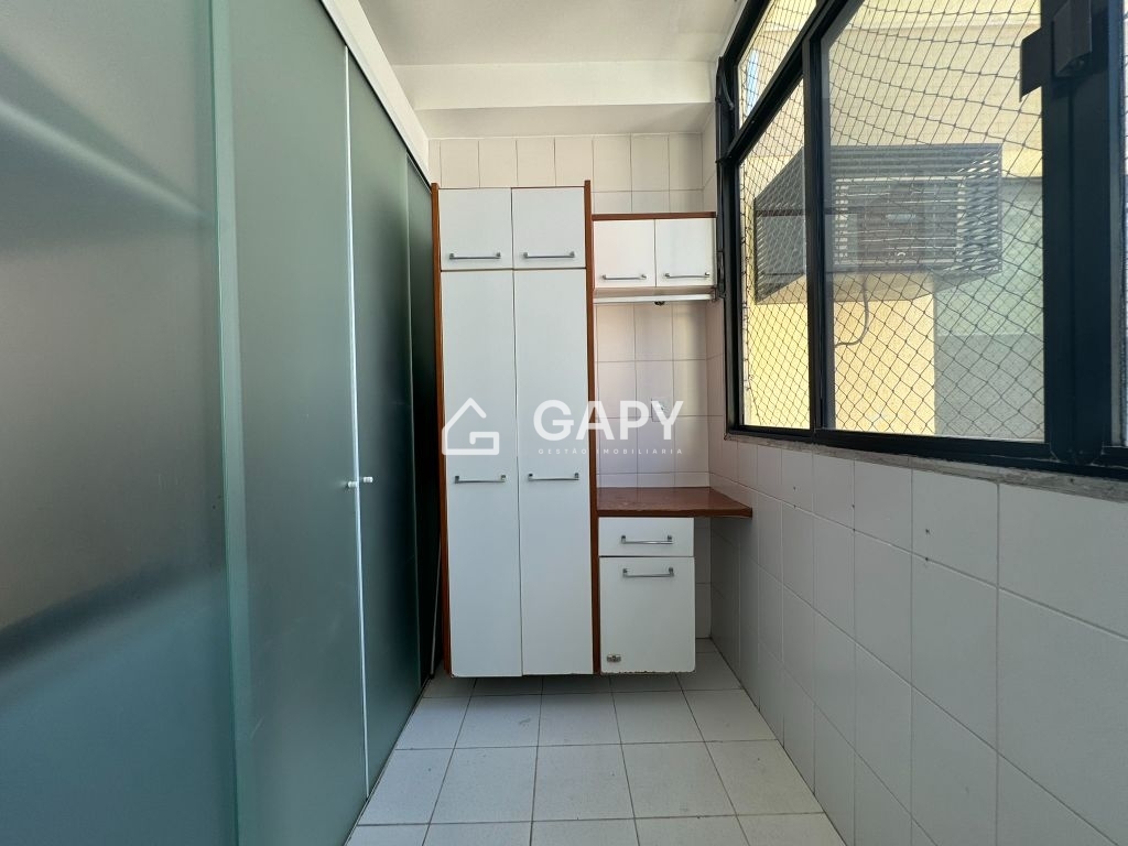 Apartamento à venda com 3 quartos, 189m² - Foto 27