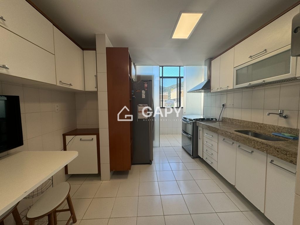 Apartamento à venda com 3 quartos, 189m² - Foto 21