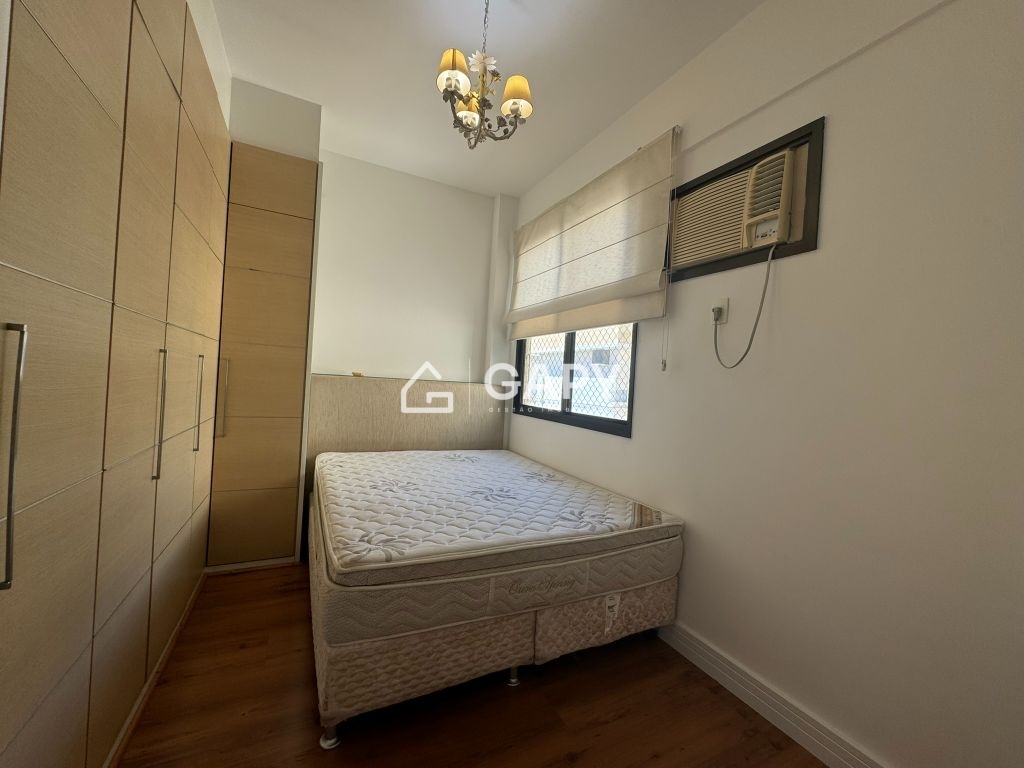 Apartamento à venda com 3 quartos, 189m² - Foto 10