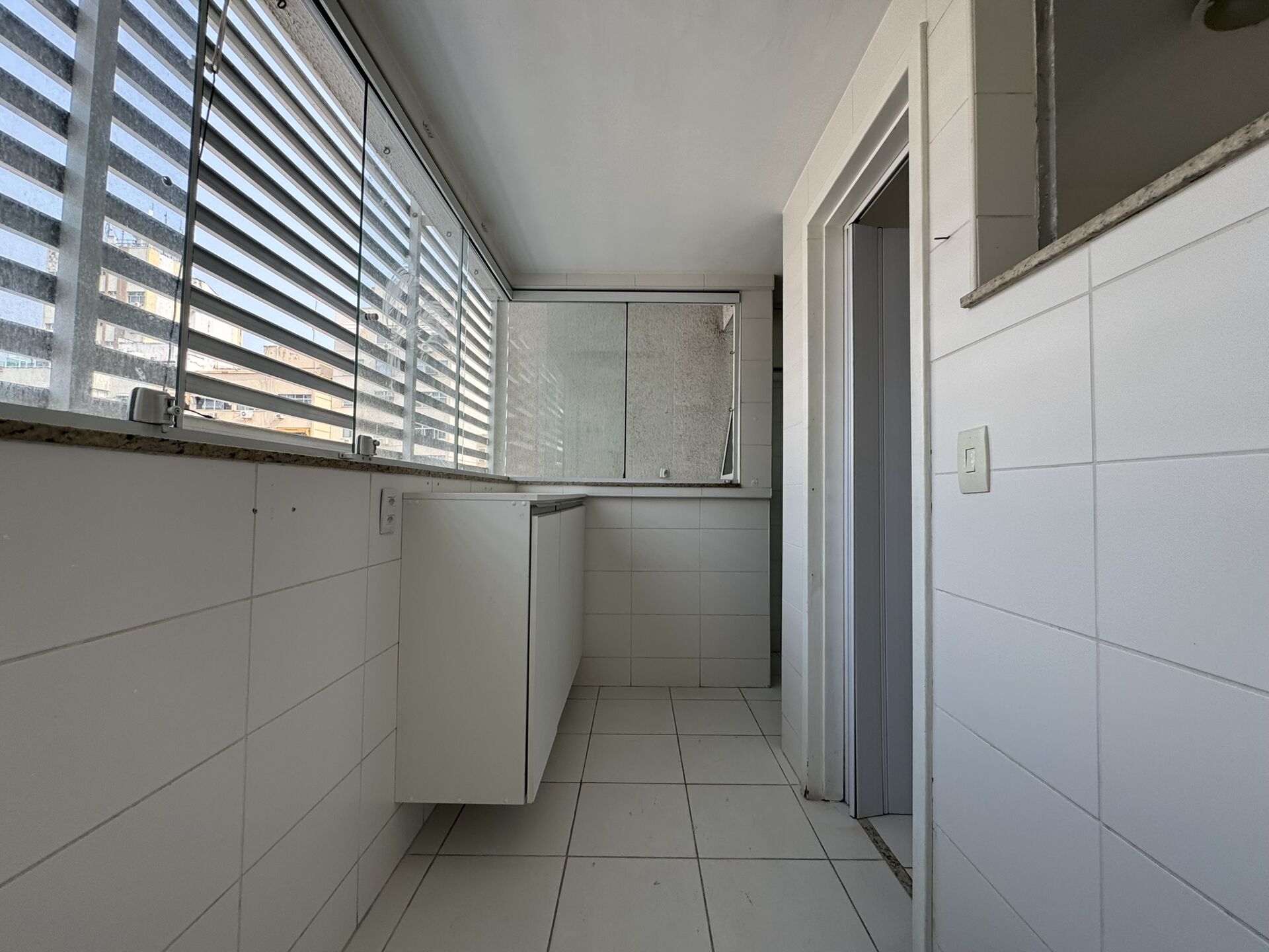 Apartamento à venda com 4 quartos, 142m² - Foto 28