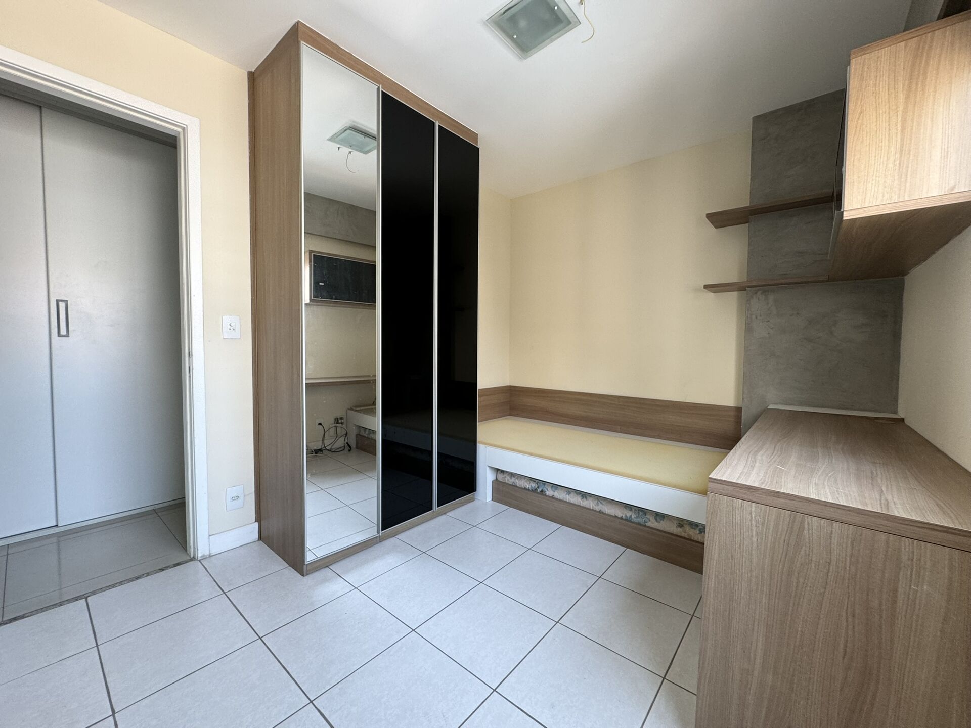 Apartamento à venda com 4 quartos, 142m² - Foto 14