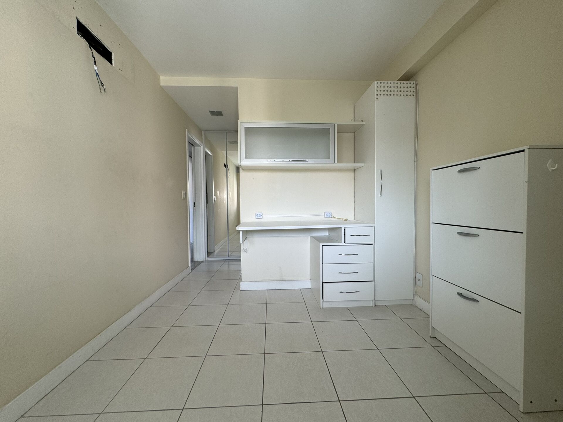 Apartamento à venda com 4 quartos, 142m² - Foto 10