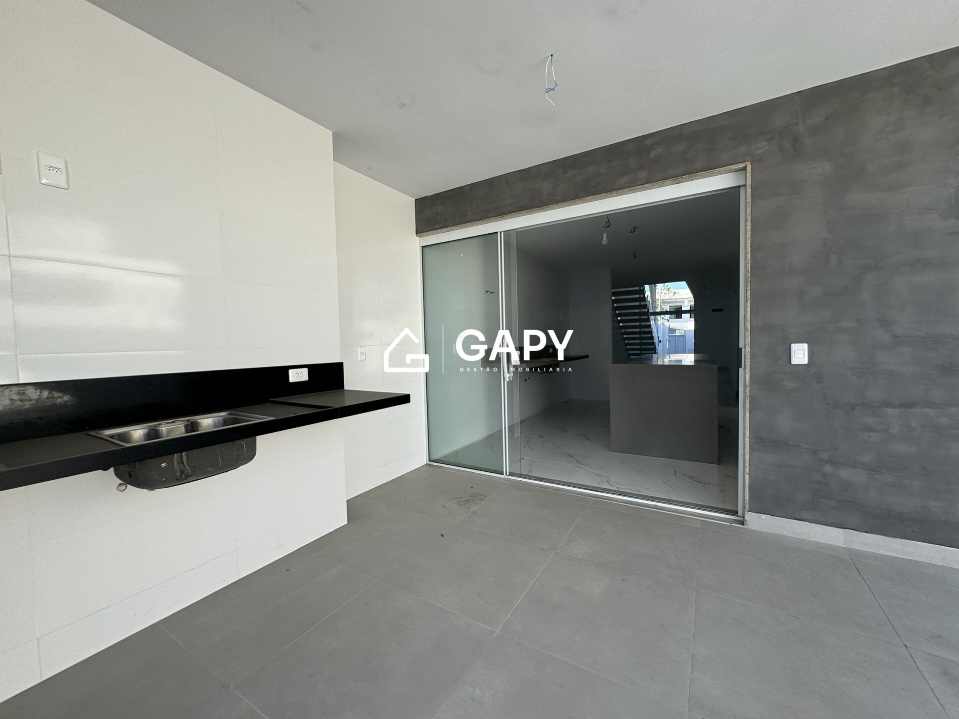 Casa à venda com 3 quartos, 213m² - Foto 32