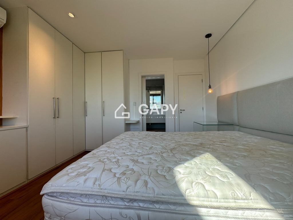 Apartamento à venda com 3 quartos, 189m² - Foto 12