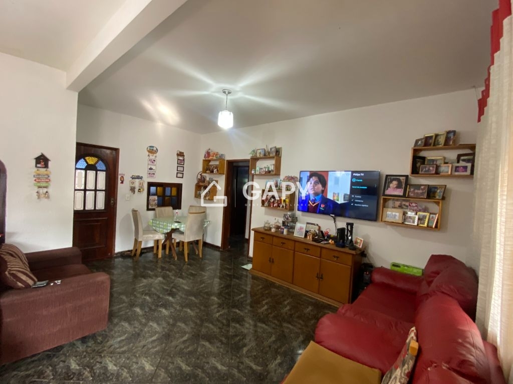 Casa à venda com 2 quartos, 220m² - Foto 6