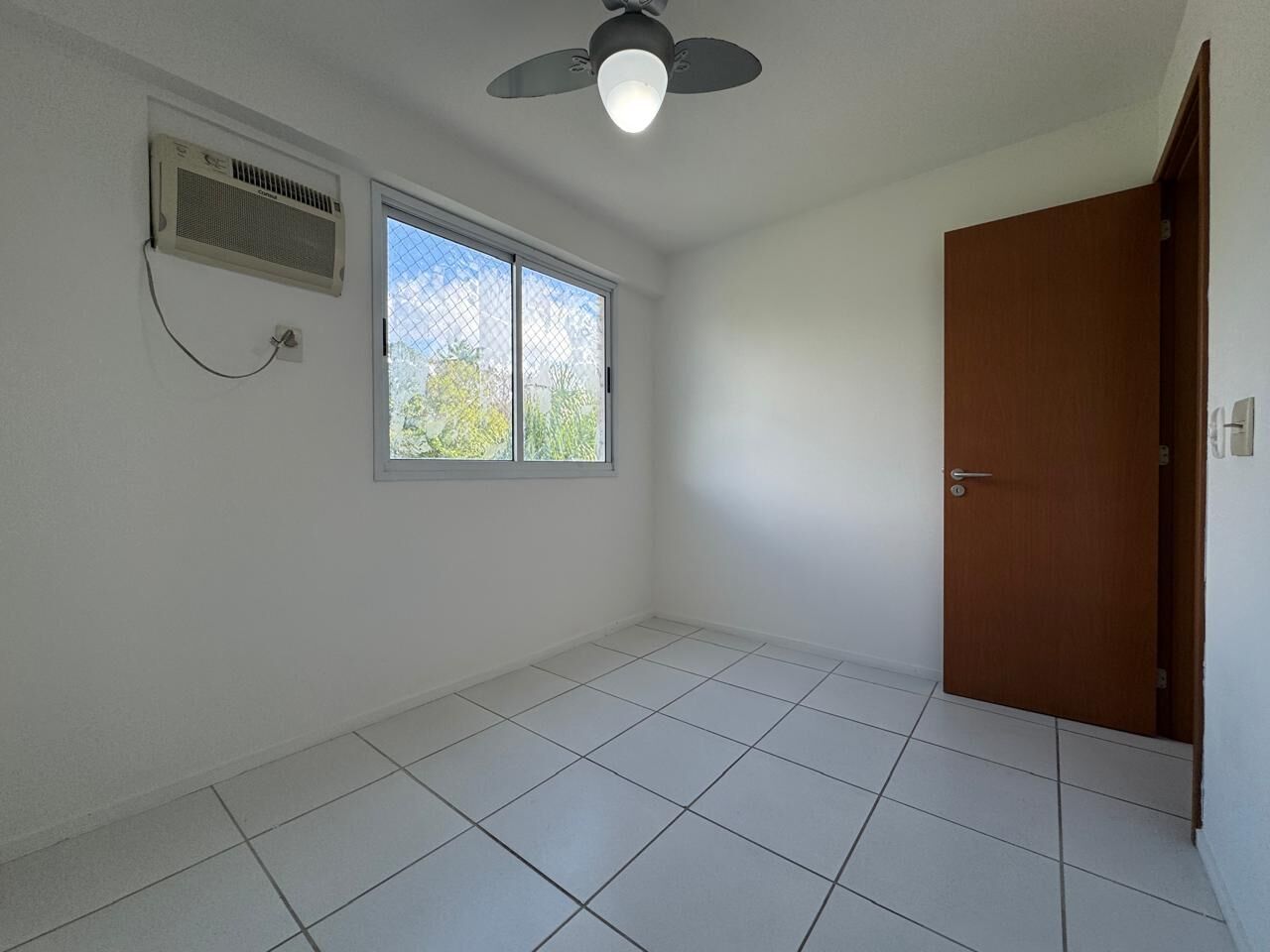 Apartamento à venda com 2 quartos, 69m² - Foto 8