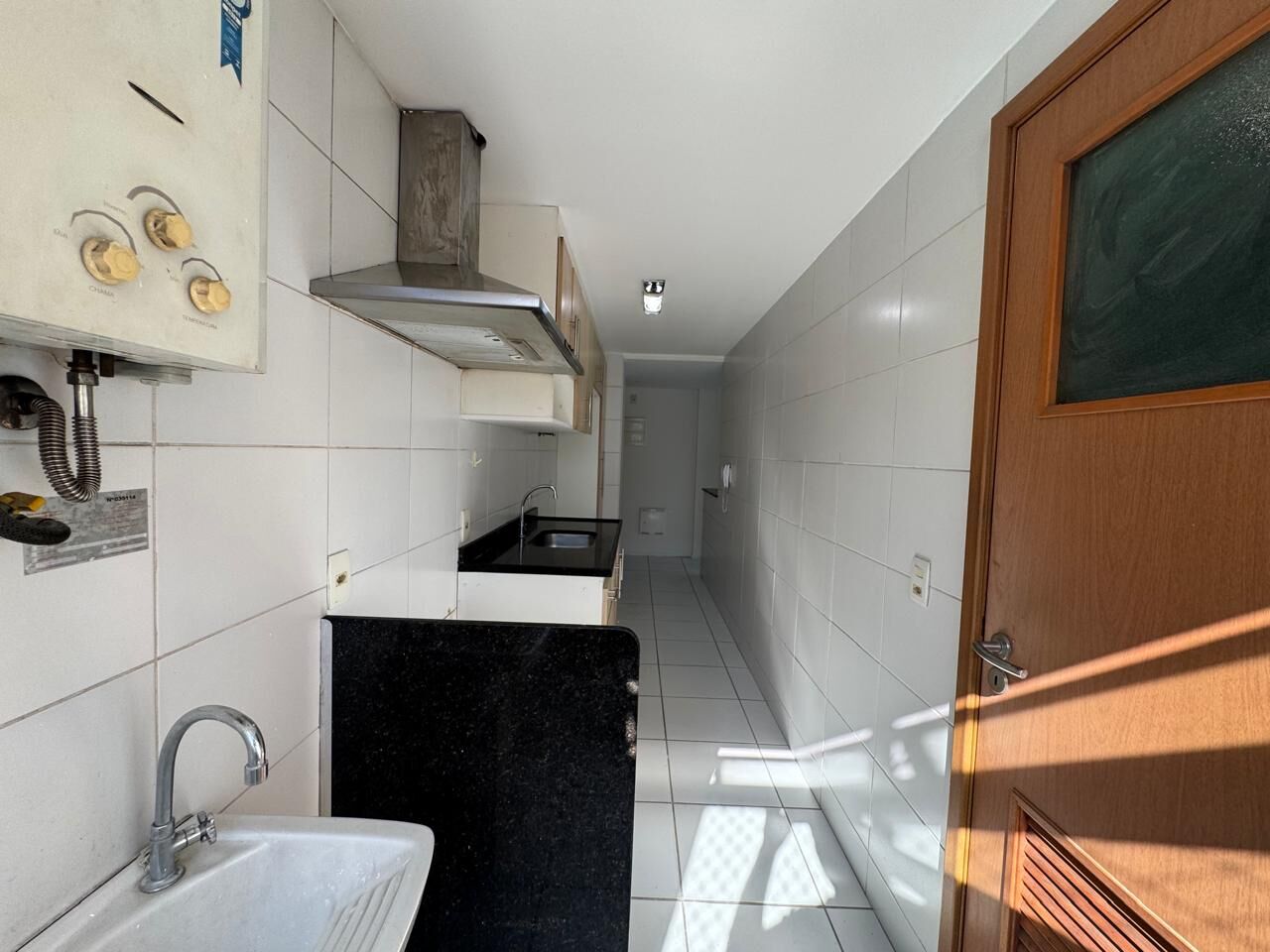 Apartamento à venda com 2 quartos, 69m² - Foto 18