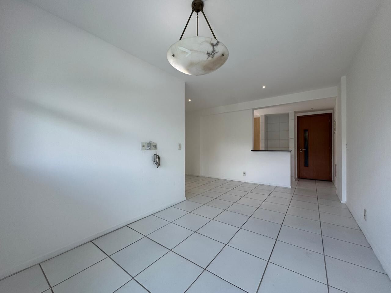 Apartamento à venda com 2 quartos, 69m² - Foto 4