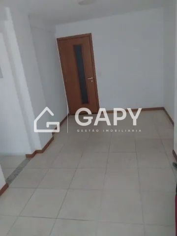 Apartamento à venda com 2 quartos, 58m² - Foto 3