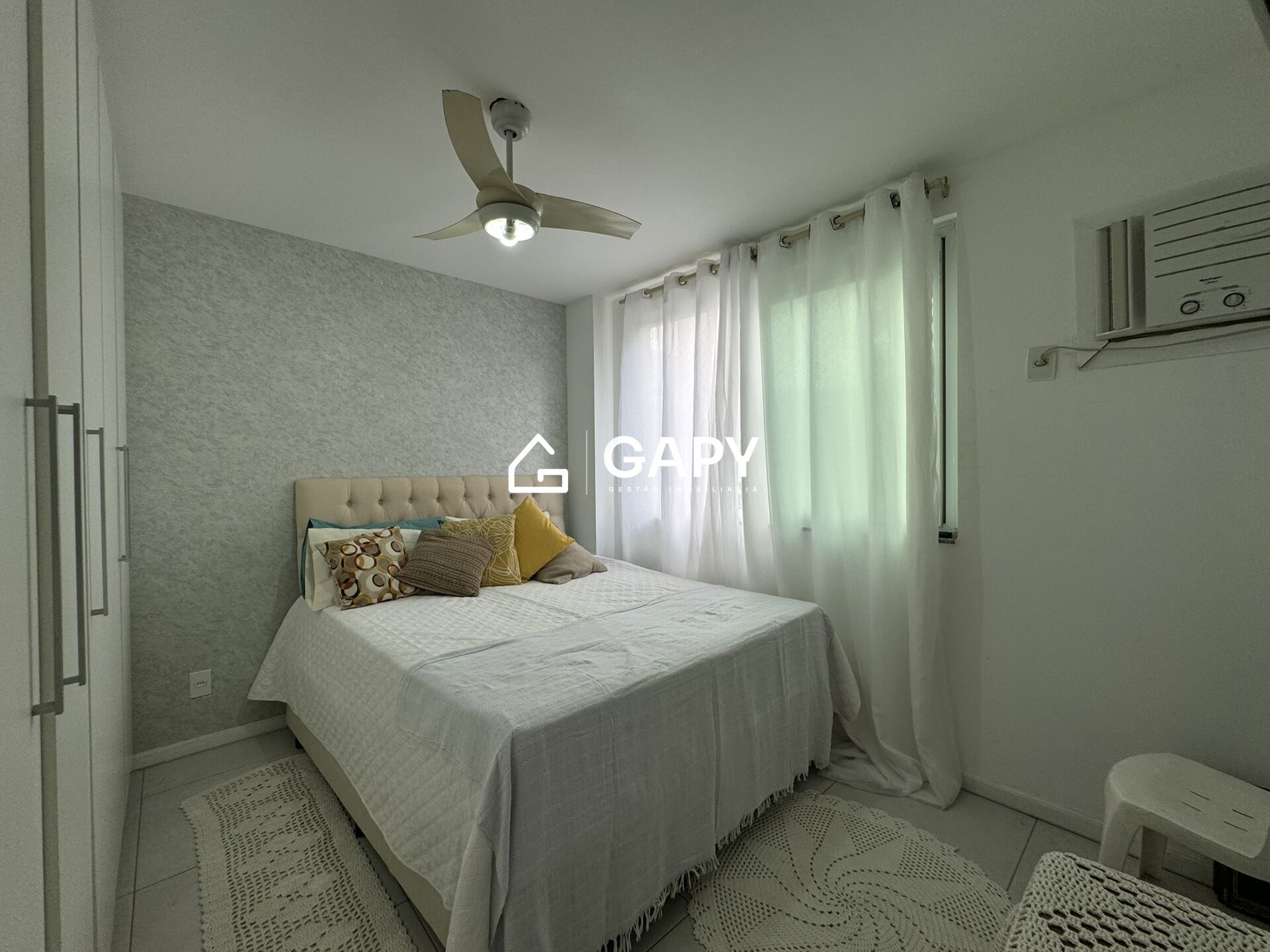 Apartamento à venda com 3 quartos, 120m² - Foto 1