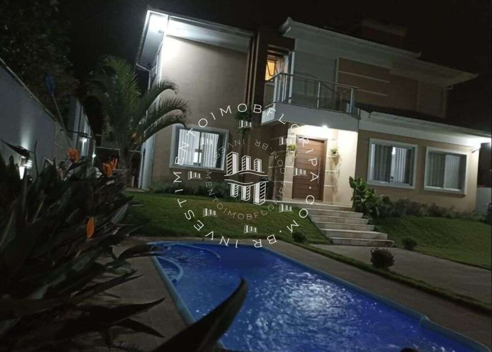 Casa de Condomínio à venda com 5 quartos, 289m² - Foto 1