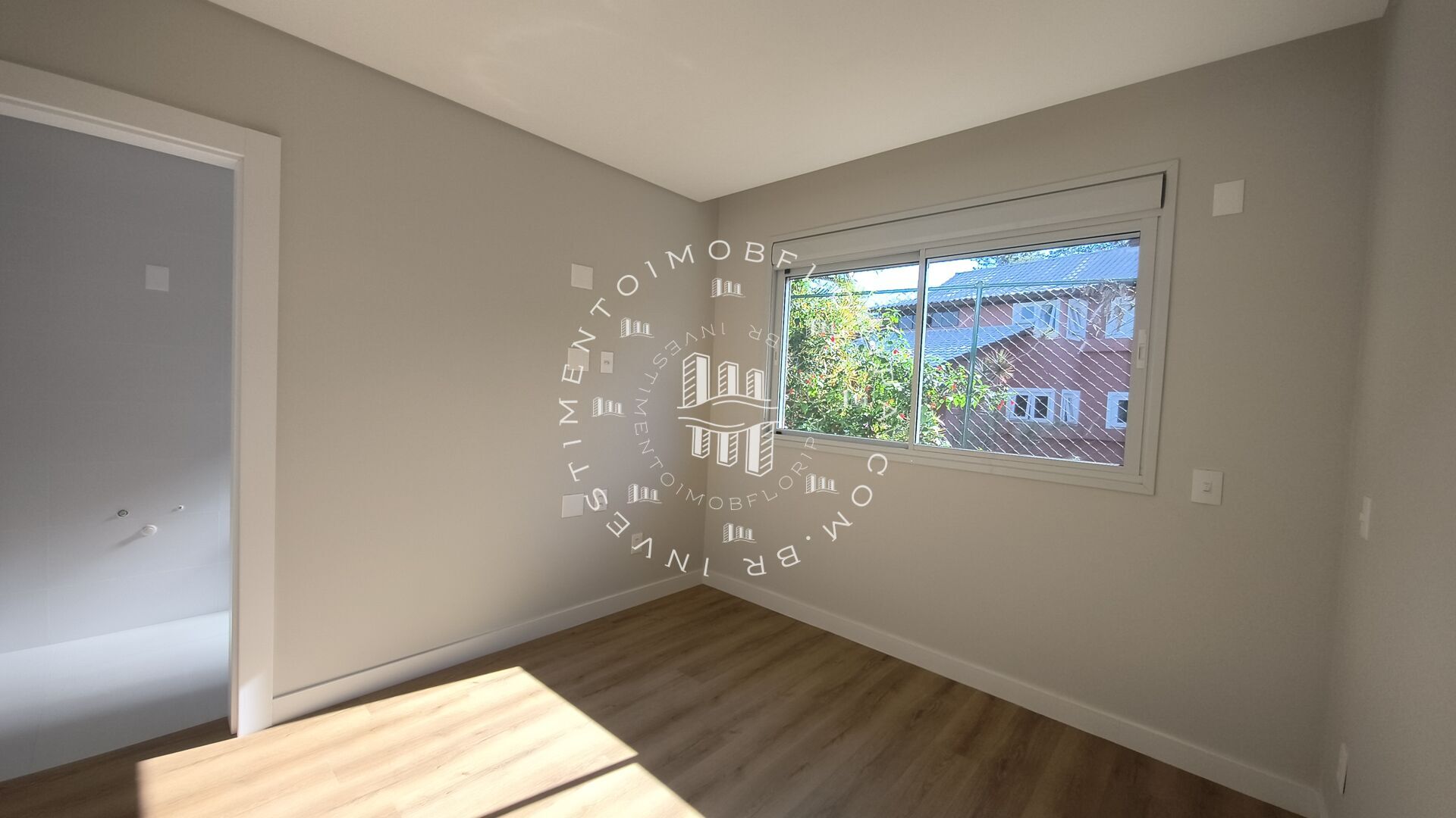 Apartamento à venda com 3 quartos, 158m² - Foto 9