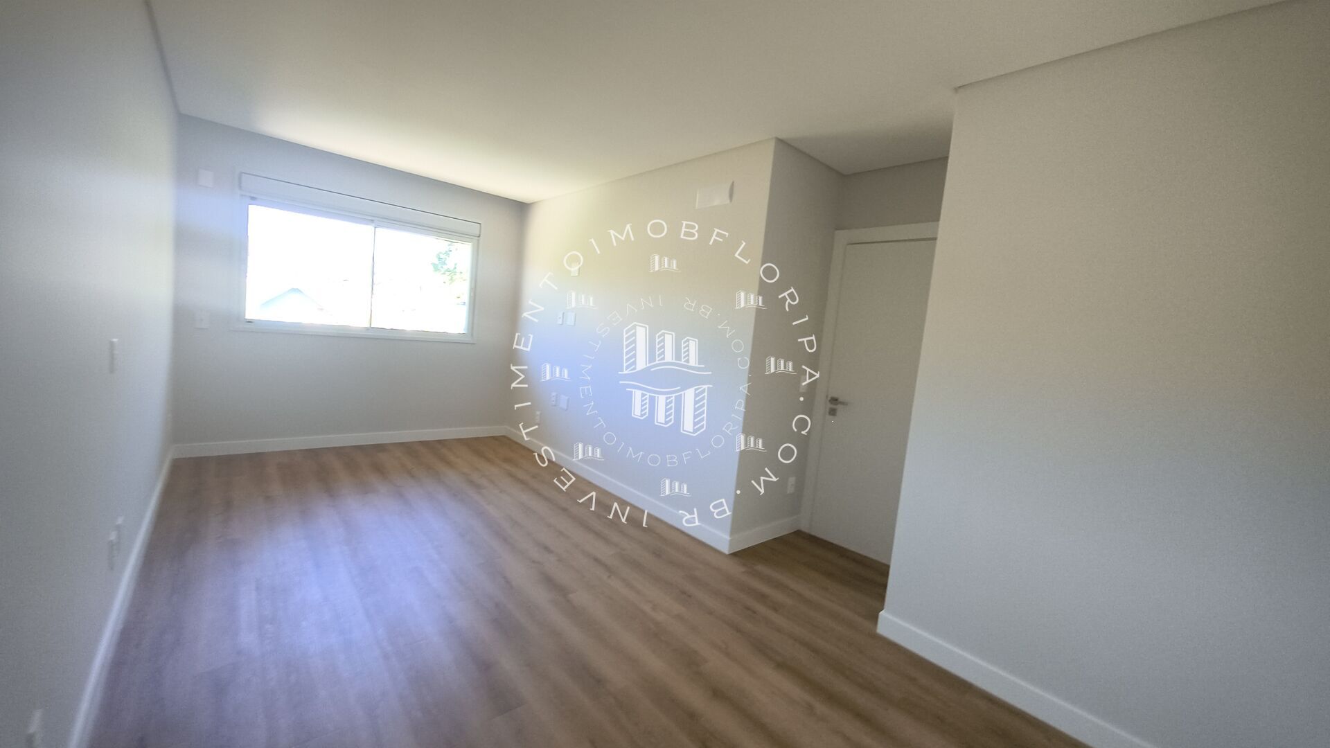 Apartamento à venda com 3 quartos, 158m² - Foto 6