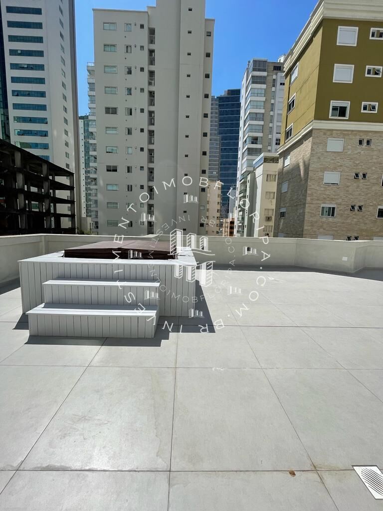 Cobertura à venda com 4 quartos, 490m² - Foto 6