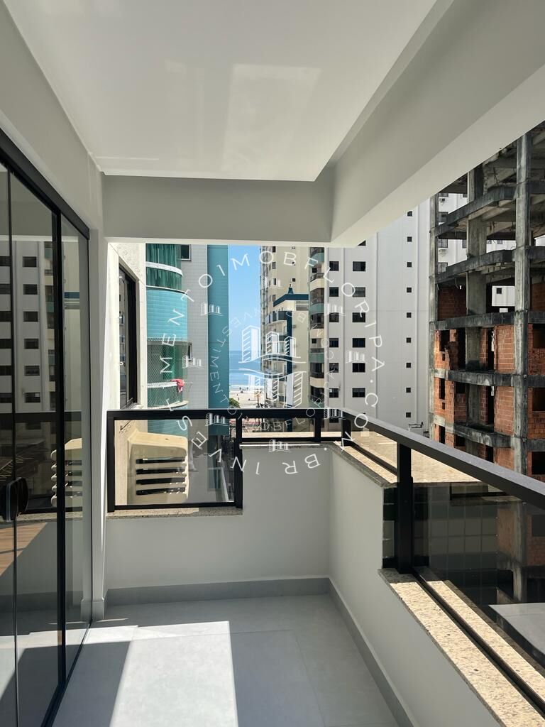 Cobertura à venda com 4 quartos, 490m² - Foto 1