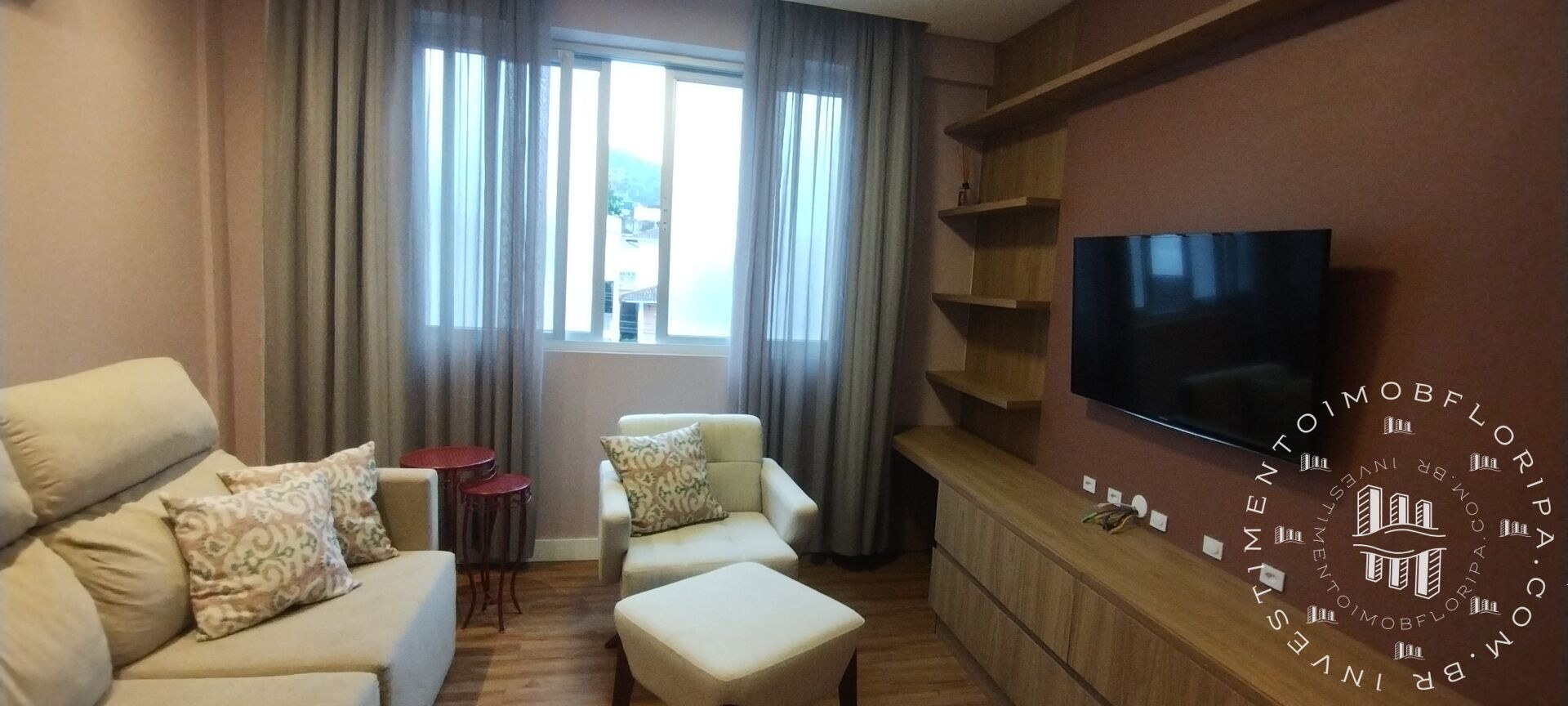 Apartamento à venda com 3 quartos, 77m² - Foto 1