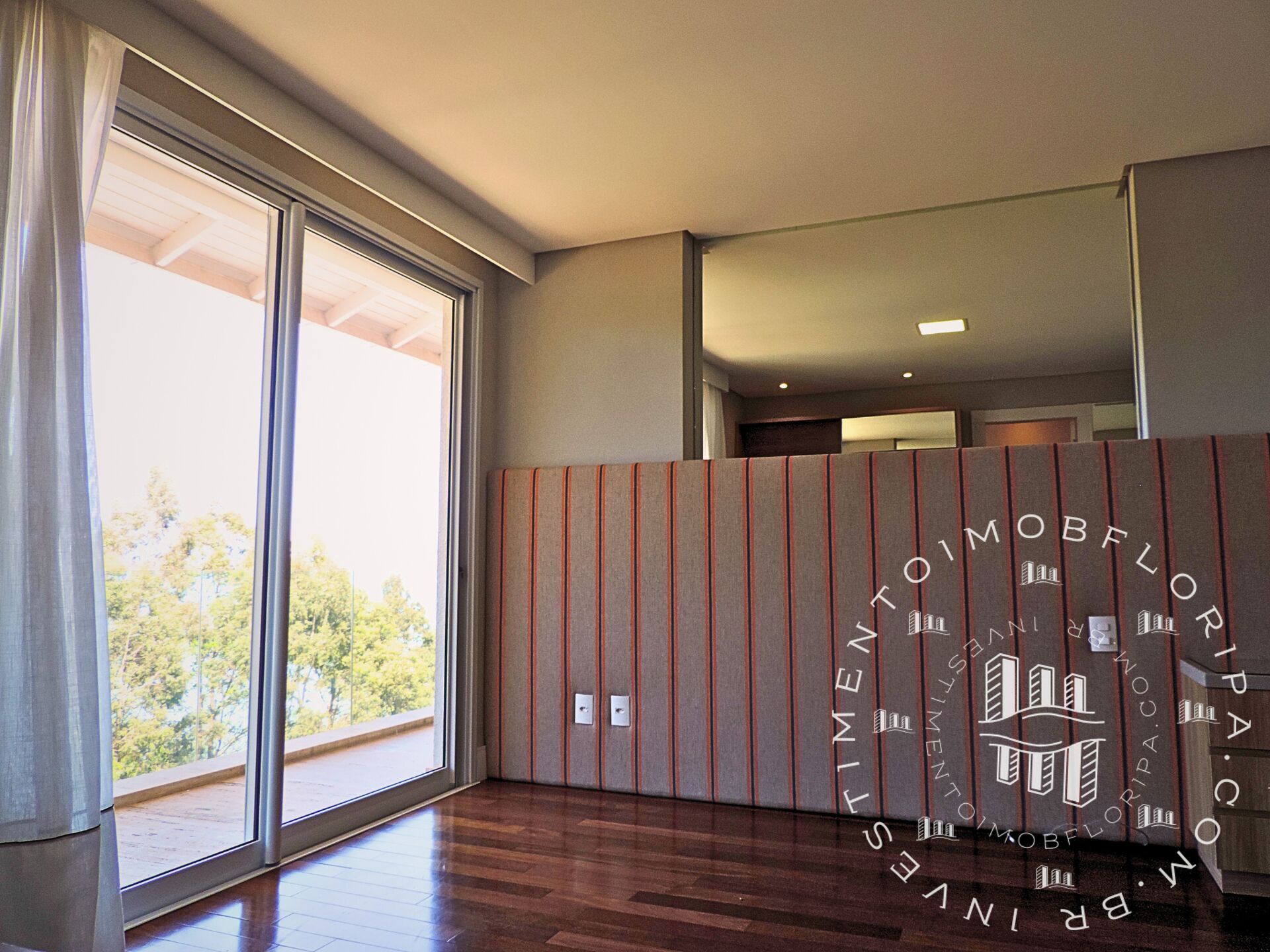 Casa à venda com 5 quartos, 1220m² - Foto 22