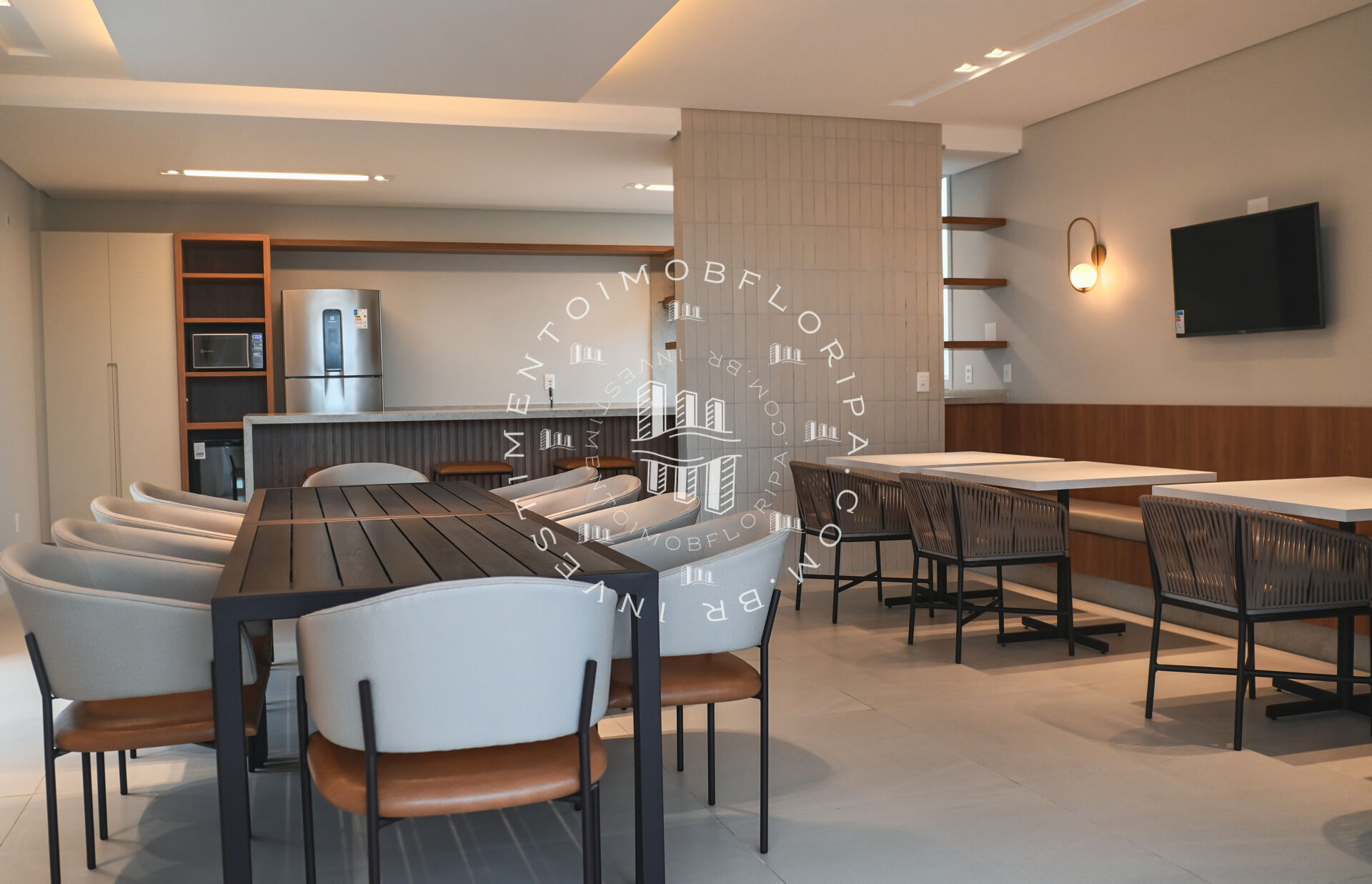 Apartamento à venda com 3 quartos, 158m² - Foto 24