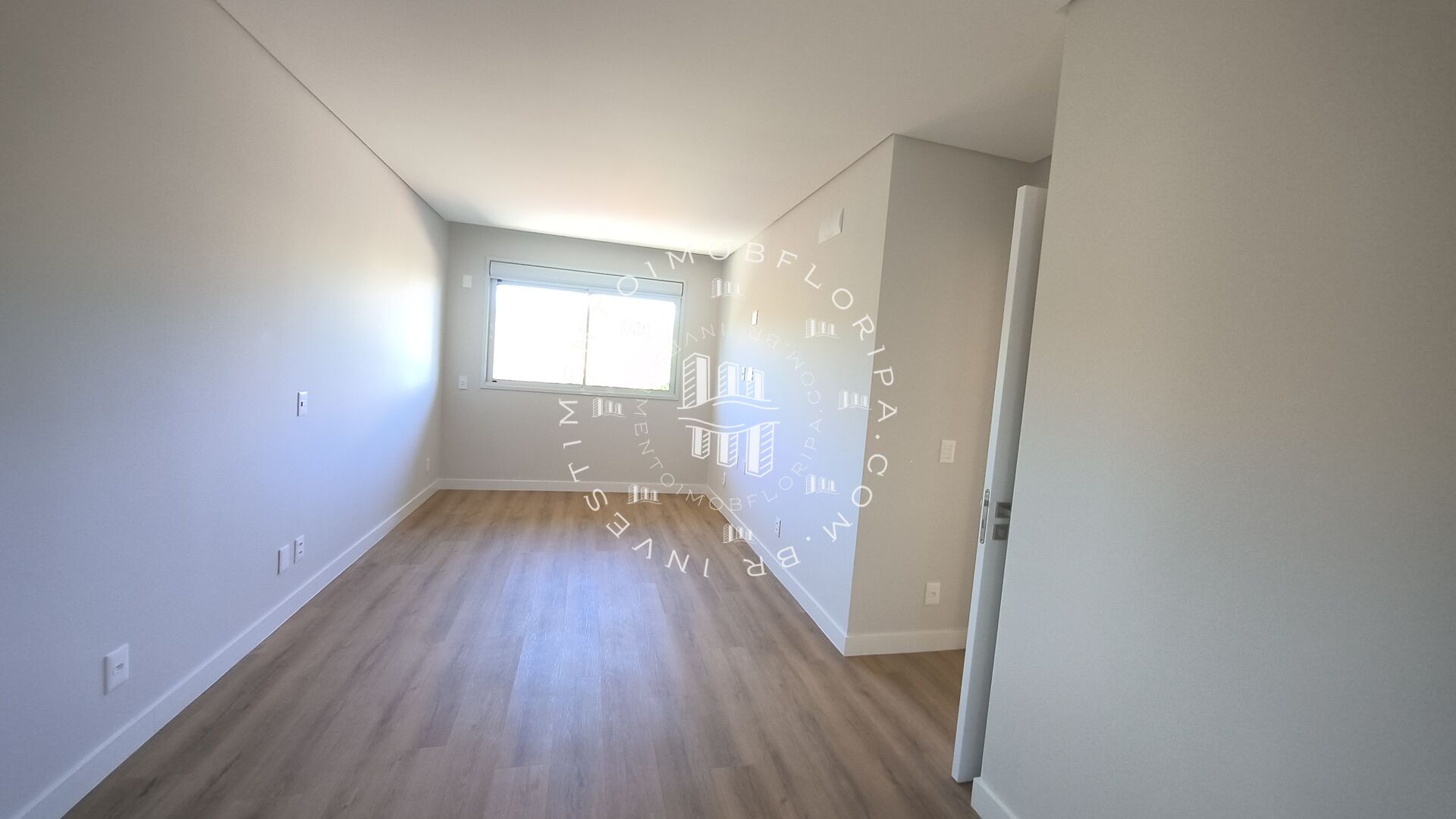 Apartamento à venda com 3 quartos, 158m² - Foto 9