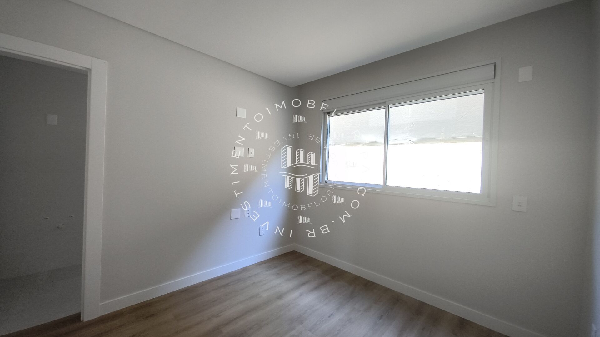 Apartamento à venda com 3 quartos, 158m² - Foto 10
