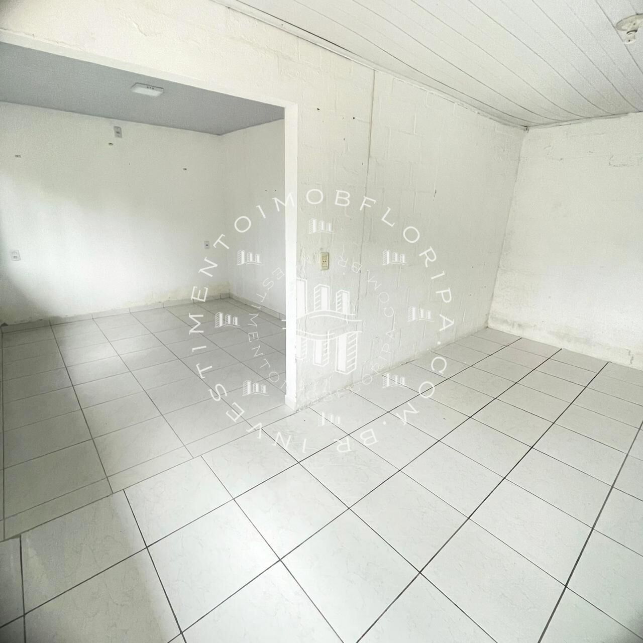Casa à venda com 3 quartos, 120m² - Foto 9